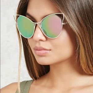 3 for $20 [Forever 21] Mirrored Cat-Eye Sunglasses